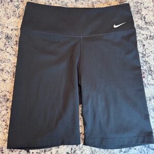 Nike Dri-FIT Black High Waist Biker Shorts Small